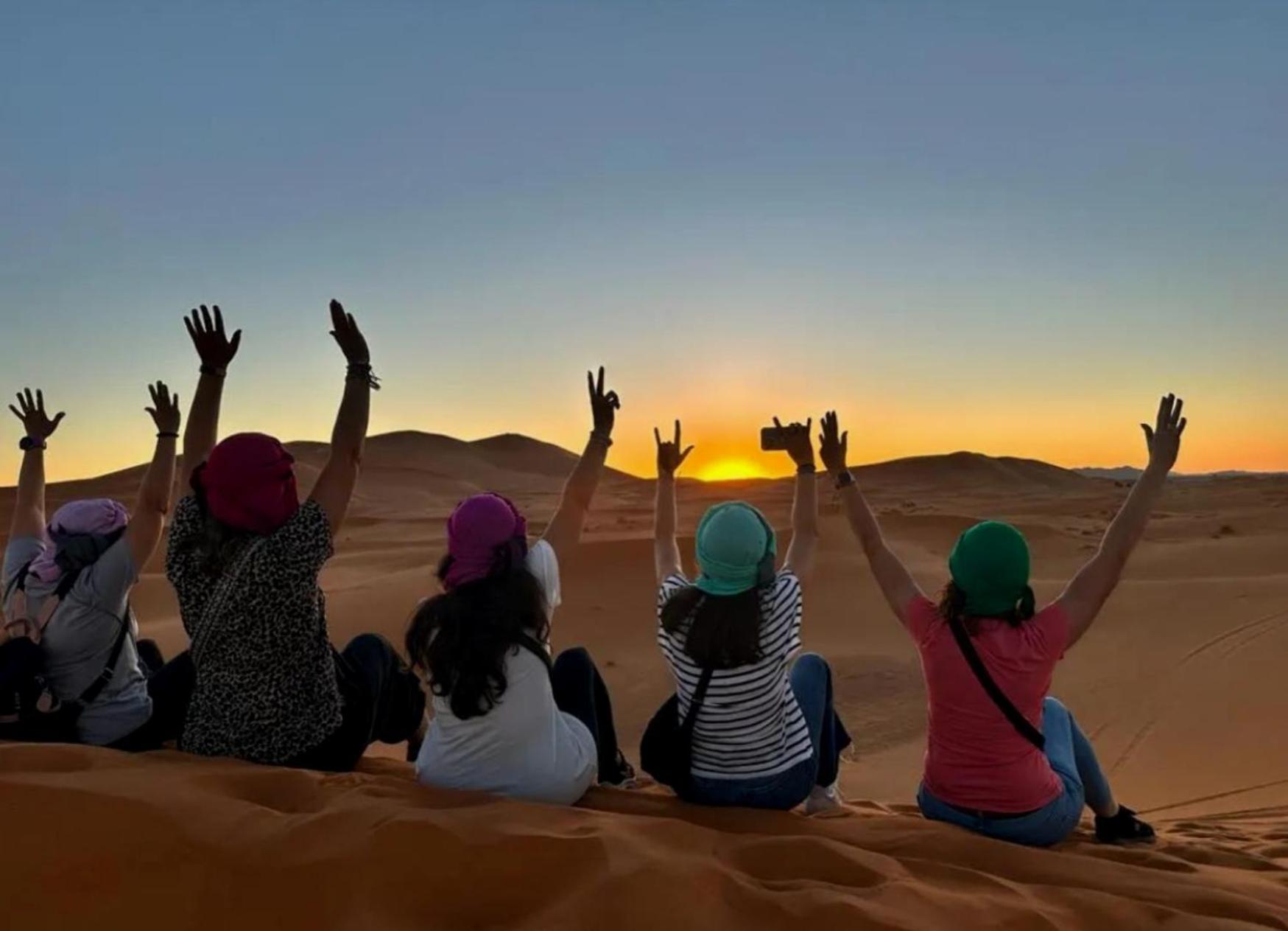 메르주가 Luxury Bedouin Camp B&B 외부 사진